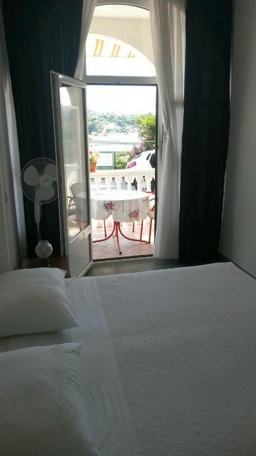 Apartments Tonka พรีมอชเตน ภายนอก รูปภาพ
