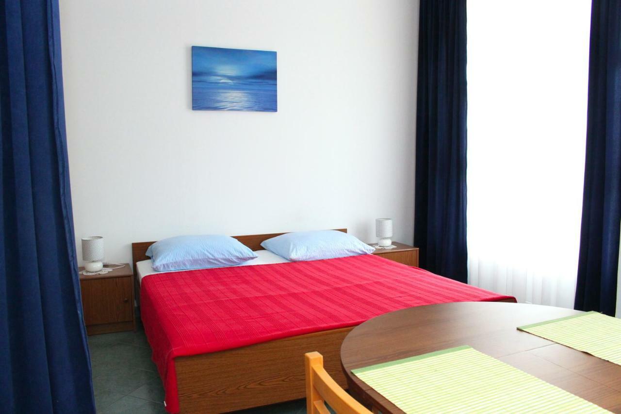 Apartments Tonka พรีมอชเตน ภายนอก รูปภาพ